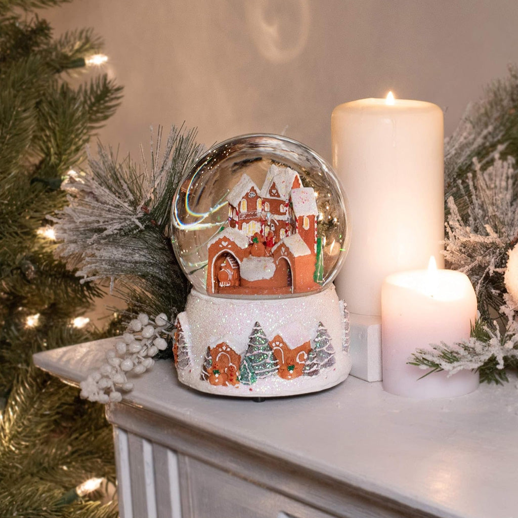 Gingerbread Snowglobe